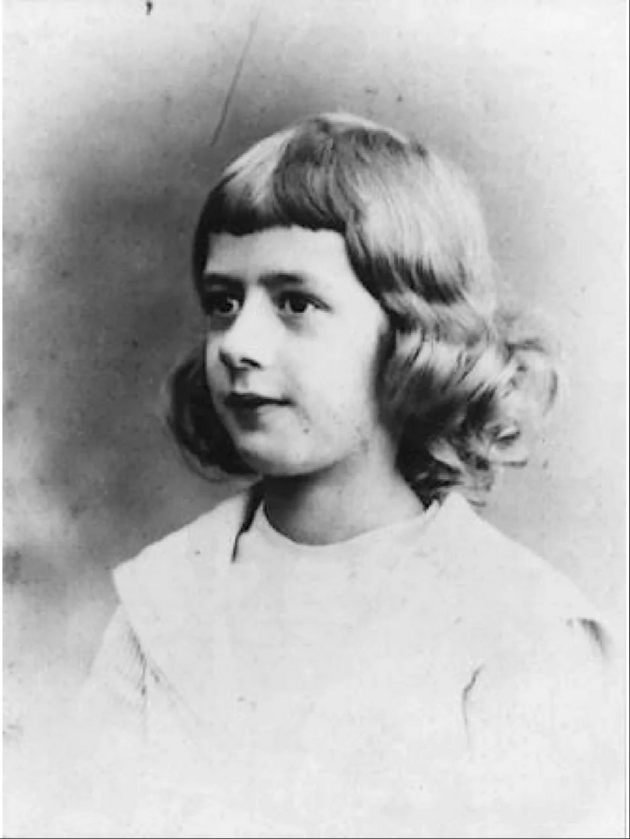Charles De Gaulle à 7 ans.