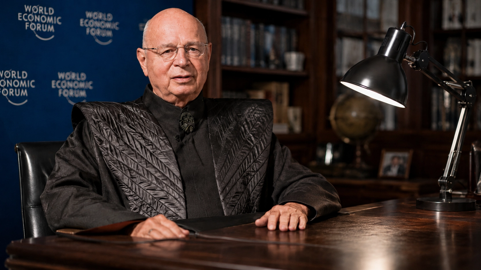 « Si vous n’avez rien à cacher, il ne faut pas avoir peur » : Klaus Schwab découvre un mouchard chez lui et porte plainte