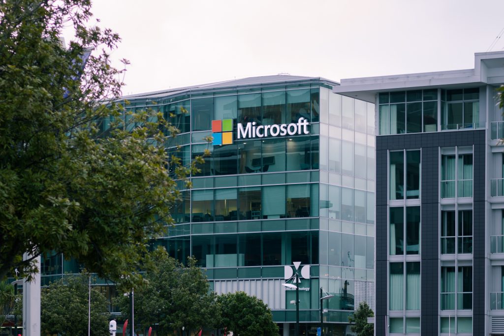 Microsoft remplace les journalistes