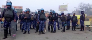 Inde police contre agriculteurs