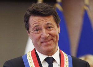 Estrosi quitte Les Républicains