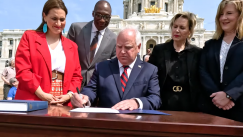 Le choix de Tim Walz vise à renforcer les démocrates dans le Midwest.
