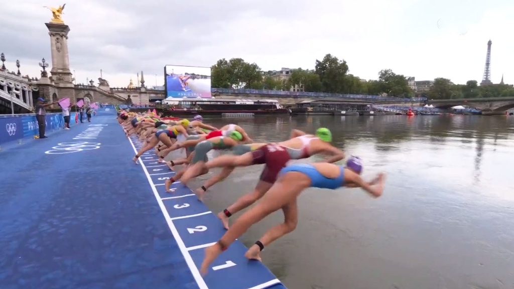 Quand la Seine décide de participer aux Jeux Olympiques... mais pas de la manière dont on s'y attendait ! Vomissements, diarrhées, et infections : certains triathlètes repartent avec bien plus qu'une médaille.